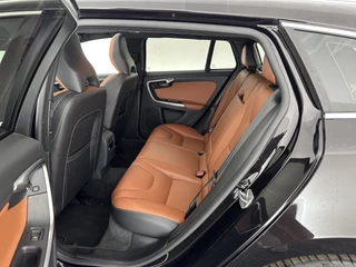 Volvo V60 Aut. *PANO | LUXURY-LEATHER | BI-XENON | PREMIUM AUDIO | NAVI-FULLMAP | MEMORY-PACK | HEATED-COMFORTSEATS | TOWBAR | ECC | PDC | CRUISE | 17''ALU* - afbeelding nr 10