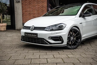 Volkswagen Golf Volkswagen Golf 2.0 TSI 4Motion R Pano / Dyn / DCC - afbeelding nr 7