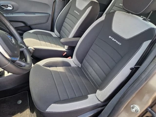 Dacia Lodgy Dacia Lodgy 1.3 TCE 130pk STEPWAY 7-PERS. Airco Navi bluetooth Cruise Camera erg mooi!! - afbeelding nr 11