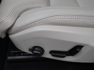 Volvo XC90 Volvo XC90 2.0 T8 AWD Ultimate Bright | Panorama dak | Stoelventilatie - afbeelding nr 23