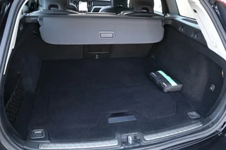 Volvo V60 Volvo V60 2.0 T6 Recharge AWD Inscription Panodak Headup Display 360View Adaptiv Cruise Leder Sportzetels Harman/Kardon Audio Laneassist 134000km BJ2021 - afbeelding nr 31