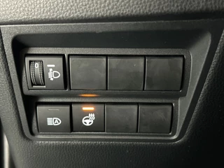 Toyota Yaris Toyota Yaris 1.5 Hybrid 115 Business | Parkeersensoren voor + achter | Stuurverwarming | Stoelverwarming - afbeelding nr 27