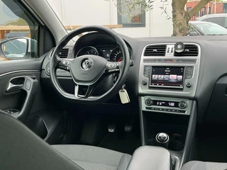 Volkswagen Polo Volkswagen Polo 1.2 TSI Comfortline LED Lichtmetaal Cruise Climate - afbeelding nr 3