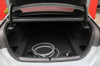 BMW 5 Serie BMW 5-serie 530e M-SPORT PRO 300PK (nieuw model) | PANORAMA DAK | M-SPORT PAKKET | M-SPORT AERODYNAMICA |  M-SPORT NAPPALEDEREN STUURWIEL MET SPORTBOOST FUNCTIE | BMW SHADOWLINE ADAPTIEVE LED KOPLAMPEN | ELEKTRISCH BEDIENBARE ACHTERKLEP |  BMW INDIVIDIUAL HIGH GLOSS EXTERIEUR RAAMLIJST AFWERKING | BMW LIVE COCKPIT PROFESSIONAL | ELEKTRISCH VERSTELBARE VOORSTOELEN MET VENTILATIE / VERWARMING EN GEHEUGEN OP DE BESTUURDERSSTOEL |  ACHTERBANKVERWARMING | 4-ZONE CLIMATE CONTROL | DONKER GETINTE ACHTERRUITEN | DONKERE HEMELBEKLEDING | DRIVE ASSISTANT | HARMAN KARDON Hi-Fi GELUIDSSYSTEEM| DRAARLOZE TELEFOONLADER | DRAADLOOOS APPLE CARPLAY / ANDROID AUTO | KLASSE 3 ALARM | COMFORT ACCESS | 20
