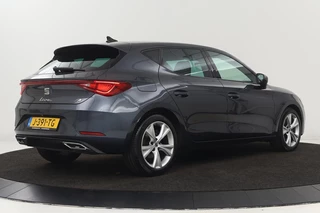 SEAT Leon SEAT Leon 1.0 TSI FR Launch Edition | Carplay |  Stoel & stuurverwarming | Adaptive cruise | Camera | Full LED | Keyless | Navigatie | Park Assist - afbeelding nr 2
