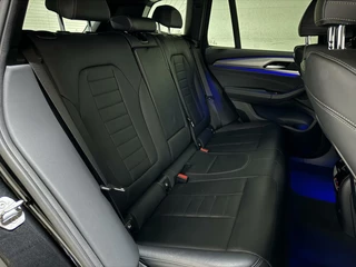 BMW X3 BMW X3 xDrive20i M Sport Black Edition Pano HUD Sfeer NAP - afbeelding nr 26