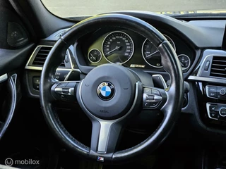 BMW 3 Serie BMW 3-serie 330e M Pakket|Pano|Head Up|Harman/Kardon|Full Op - afbeelding nr 19