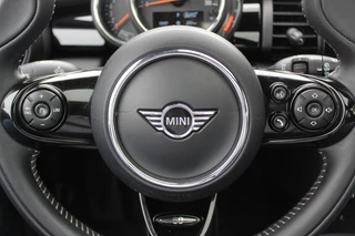 MINI Cooper MINI Cooper Mini 1.5 60 Years Edition / Panoramadak / Head-up / Leder / Harman Kardon / 17'' / Navigatie / DAB / Cruise Control - afbeelding nr 29