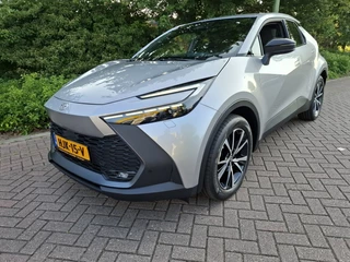 Toyota C-HR Toyota C-HR 2.0 PHEV 220 First parkeersensoren voor en achter - afbeelding nr 3