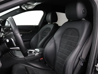 Mercedes-Benz C-Klasse Mercedes-Benz C-klasse 300e AMG Night | Adaptive cruise |  Stoelverwarming | Carplay | Leder/Alcantara | Camera | Navigatie | Full LED - afbeelding nr 5
