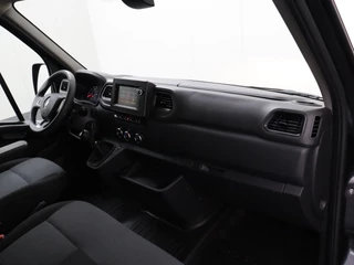 Renault Master | Navigatie | Camera | Airco | Betimmering | Trekhaak - afbeelding nr 21