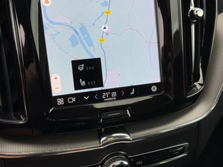 Volvo XC60 Volvo XC60 2.0 T6 R DESIGN RECHARGE Long Range Panodak ACC 21 Inch - afbeelding nr 46