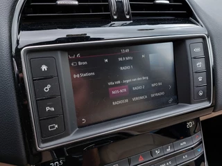 Jaguar XE 2.0 D 163pk Automaat Portfolio Premium Business Pack | Origineel NL | Navi | Bi-Xenon | Clima | Cruise | Leder+Verwarmd+Elek.Verstel | Pdc V+A+Camera | Rijstrook+Licht+Regensensor | 19''lm - afbeelding nr 12