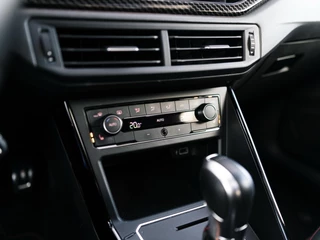 Volkswagen Polo Volkswagen POLO 2.0 TSI GTI Pano Navi Blindspot PDC CarPlay - afbeelding nr 19