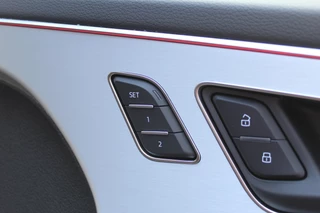 Audi Q8 Audi Q8 60 TFSI e quattro Pro Line S Competition | Panoramadak | Massage | 23'' | Vierwielbesturing | Trekhaak | Koeling | OLED - afbeelding nr 56