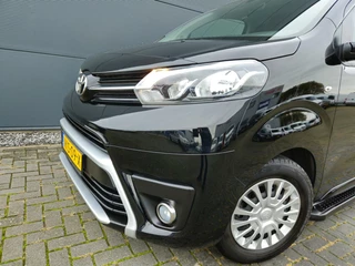 Toyota ProAce Toyota ProAce Worker 2.0 D-4D Navi Climate DC 6-pers Marge - afbeelding nr 9