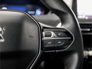 Peugeot 5008 (PANORAMADAK, APPLE CARPLAY, GROOT NAVI, 360 CAMERA, LEDER, KEYLESS, SPORTSTOELEN, ZWART HEMEL, TREKHAAK, GETINT GLAS, LED KOPLAMPEN, NIEUWSTAAT) - afbeelding nr 21