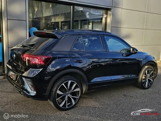 Volkswagen T-Roc Volkswagen T-Roc 1.5 TSI R-Line Panorama/Keyless/Black Style/Camera - afbeelding nr 2