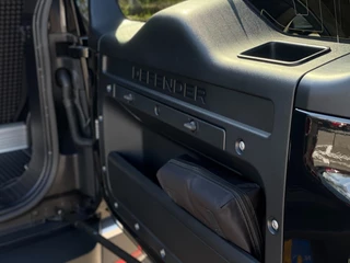 Land Rover Defender - afbeelding nr 34