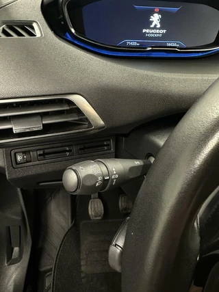 Peugeot 5008 Peugeot 5008 1.2 PureTech Allure NAVIGATIE CARPLAY LM CRUISE - afbeelding nr 18