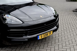 Porsche Cayenne Porsche Cayenne 3.0 E-Hybrid 462pk | Panoramadak | 22'' Velgen | Matrix PDLS+ | Massage Stoelen | Trekhaak wegklapbaar | Bose | - afbeelding nr 41