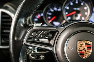 Porsche Cayenne Porsche Cayenne 3.6 V6 S Turbo | Dealer onderhouden l 21'' - afbeelding nr 32