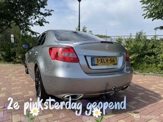Suzuki Kizashi Suzuki Kizashi 2.4 Sport / Navigatie / Panoramadak / Luxe - afbeelding nr 18