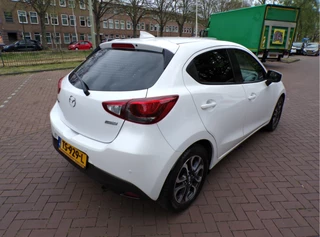 Mazda 2 Mazda 2 1.5 Skyactiv-G Dynamic+ NAVI TEL CRUISECONT PARELMOER WIT METALIC... - afbeelding nr 8