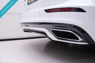 Volvo V60 Volvo V60 2.0 T8 Recharge AWD R-Design | NL auto | DAB+ | CarPlay | Adaptive | Blis | Rijklaar | - afbeelding nr 56