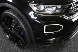 Volkswagen T-Roc Volkswagen T-Roc Cabrio 1.5 TSI R-Line / AUT / Acc / Digital Cockpit / Lane Assist / Dode Hoek / Leder / Camera / Navi / 20 Inch - afbeelding nr 45