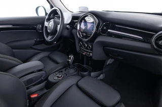 MINI Cooper S MINI Cooper S Mini 2.0 Classic 5-drs Automaat | PANORAMADAK | LEDER ✅ 1e Eigenaar - afbeelding nr 4
