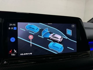 Volkswagen Golf Volkswagen Golf 1.5 eTSI 3x R-Line Pano Carplay Sfeer ACC NAP - afbeelding nr 49