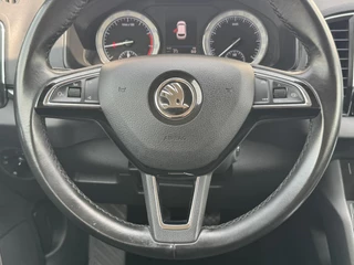 Škoda Karoq Skoda KAROQ 1.0 TSI Style Camera Clima Cruise Trekhaak Inductie laden Navigatie Keyless - afbeelding nr 32