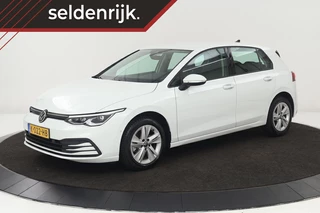 Volkswagen Golf - 384845275-0