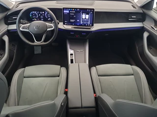 Volkswagen Passat Volkswagen Passat Variant 1.5 eHybrid 204pk DSG/AUT Business Wegklapbare trekhaak, Camera, ACC - afbeelding nr 25