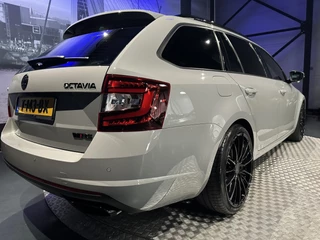 Škoda Octavia Skoda Octavia Combi 2.0 TSI RS 245 *Full Options*Concaver Wheels*Milltek*TopStaat* - afbeelding nr 27
