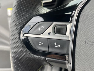 Peugeot e-2008 Peugeot e-2008 EV GT Pack 50 kWh | Schuifdak | Stoelverwarming | Carplay | - afbeelding nr 24