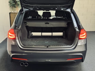 BMW 3 Serie BMW 3 Serie Touring 320i Edition M-Sport | Leder | NaviProf | CarPlay - afbeelding nr 6