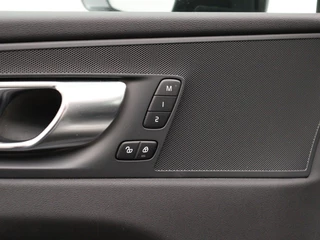Volvo XC60 Volvo XC60 T6 PLUG-IN HYBRID LONG RANGE PLUS DARK SCHUIFDAK 360GR CAM TREKH - afbeelding nr 14