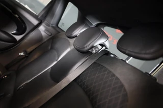 MINI Cooper Mini Mini 1.5 Cooper Chili / AUT / 5 Deurs / Open Panoramadak / Navi / Ecc / Elek Pakket / Led / Pdc / 17 Inch - afbeelding nr 14