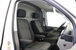 Volkswagen Transporter - Airco - Navi - Cruise - € 18.900 - Excl. - afbeelding nr 4