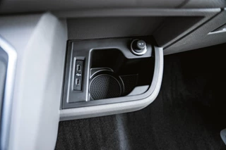 Volkswagen Transporter Volkswagen Transporter T6.1 CARAVELLE 2.0 TDI 150 PK DSG L2H1 DUB/CAB A-Klep ACC | LED | Digital Cockpit | Leder | Apple Carplay/Android Auto - afbeelding nr 20