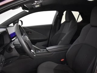 Toyota C-HR Toyota C-HR 2.0 Hybrid 200 First Edition | Parkeersensoren V+A - afbeelding nr 10