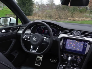 Volkswagen Passat Volkswagen Passat Variant 1.4 TSI ACT 149PK DSG / HighLine / R-line / LED *NAP* - afbeelding nr 48