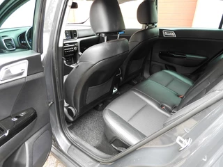Kia Sportage Kia Sportage 1.6 T-GDI Dyn.Pl.L., CC, trekhaak, 18 en 19 inch set velgen, etc - afbeelding nr 7