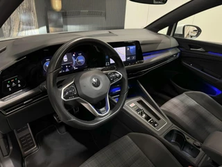 Volkswagen Golf Volkswagen Golf GTE 1.4 eHyb|PANO|HUD|IQ|SFEER|BOMVOL - afbeelding nr 14
