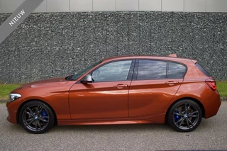 BMW 1 Serie BMW 1-Serie M140i Shadow | Alcantara - RWD - Navi Prof - H/K - afbeelding nr 8