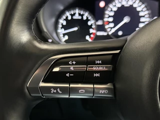 Mazda 3 Mazda 3 2.0 e-SkyActiv-G M Hybrid 122 Comfort met Bose | 18”LMV | LEDER | TRHK | CARPLAY - afbeelding nr 17