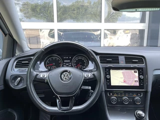 Volkswagen Golf Volkswagen Golf 1.5 TSI Highline R-Line NAVIGATIE|BLUETOOTH|PARKEERSENSOREN|STOELVERWARMING|R-Line Pakket - afbeelding nr 10