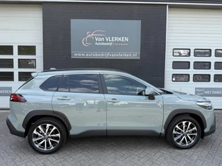 Toyota Corolla Cross Toyota Corolla Cross Hybrid 140 Dynamic ook in kleur zwart en blauw - afbeelding nr 7